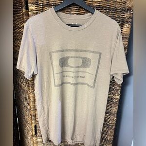 Oakley- Tan shirt- Size: Medium, Short‎ Sleeved